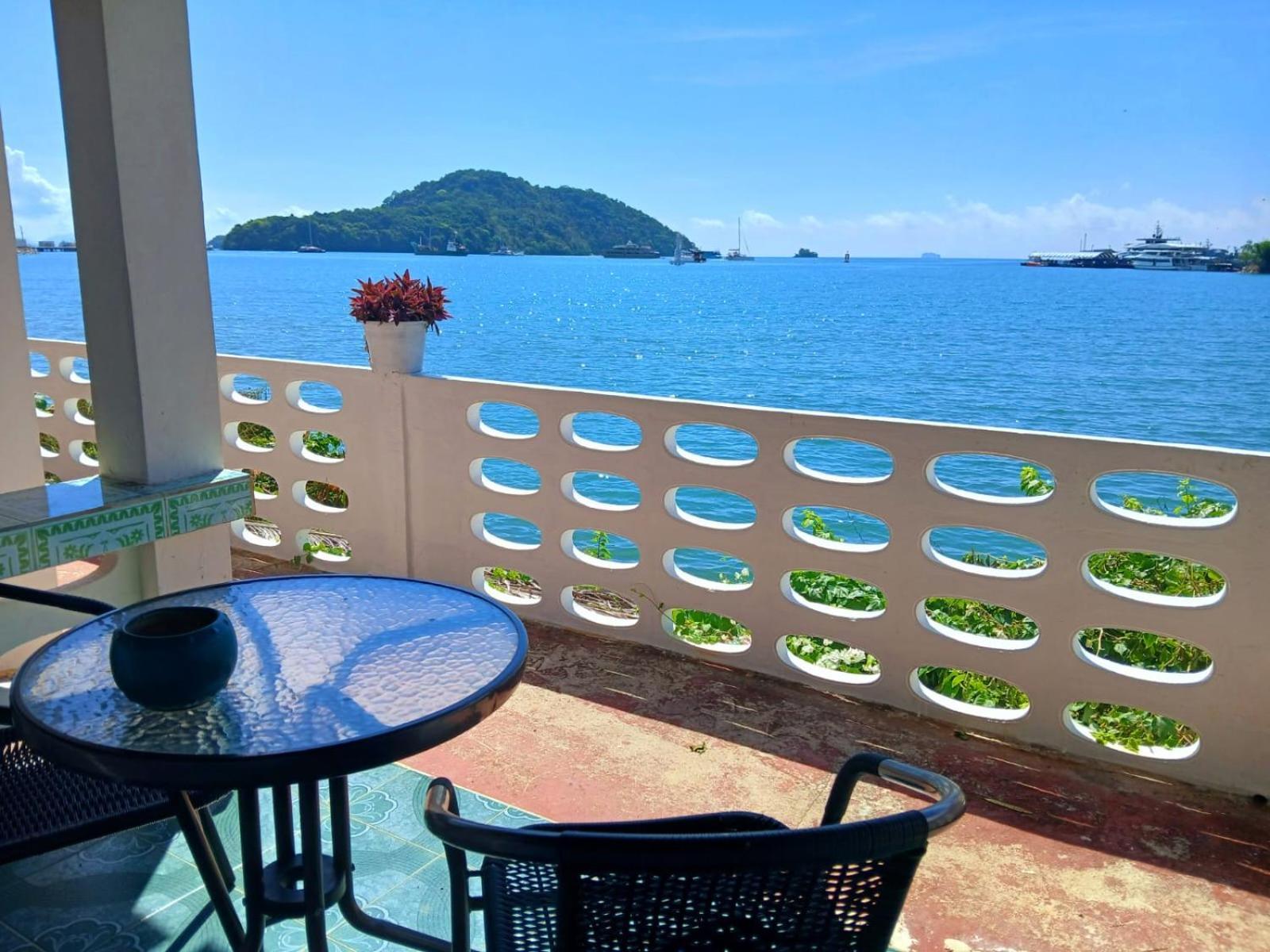Water'S Edge Resort , Cape Panwa Exterior photo